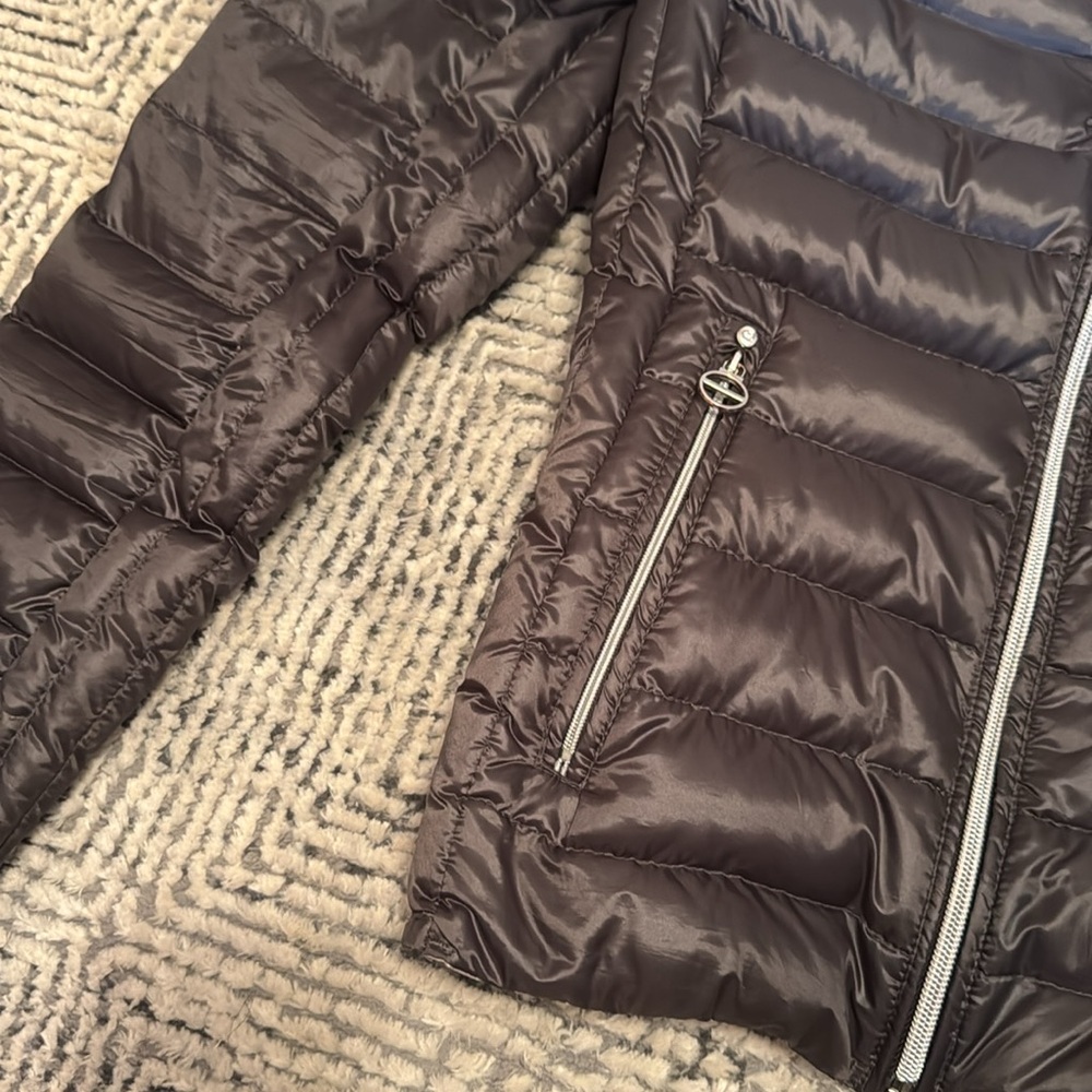 laundry Jacket - Picture 4 of 7